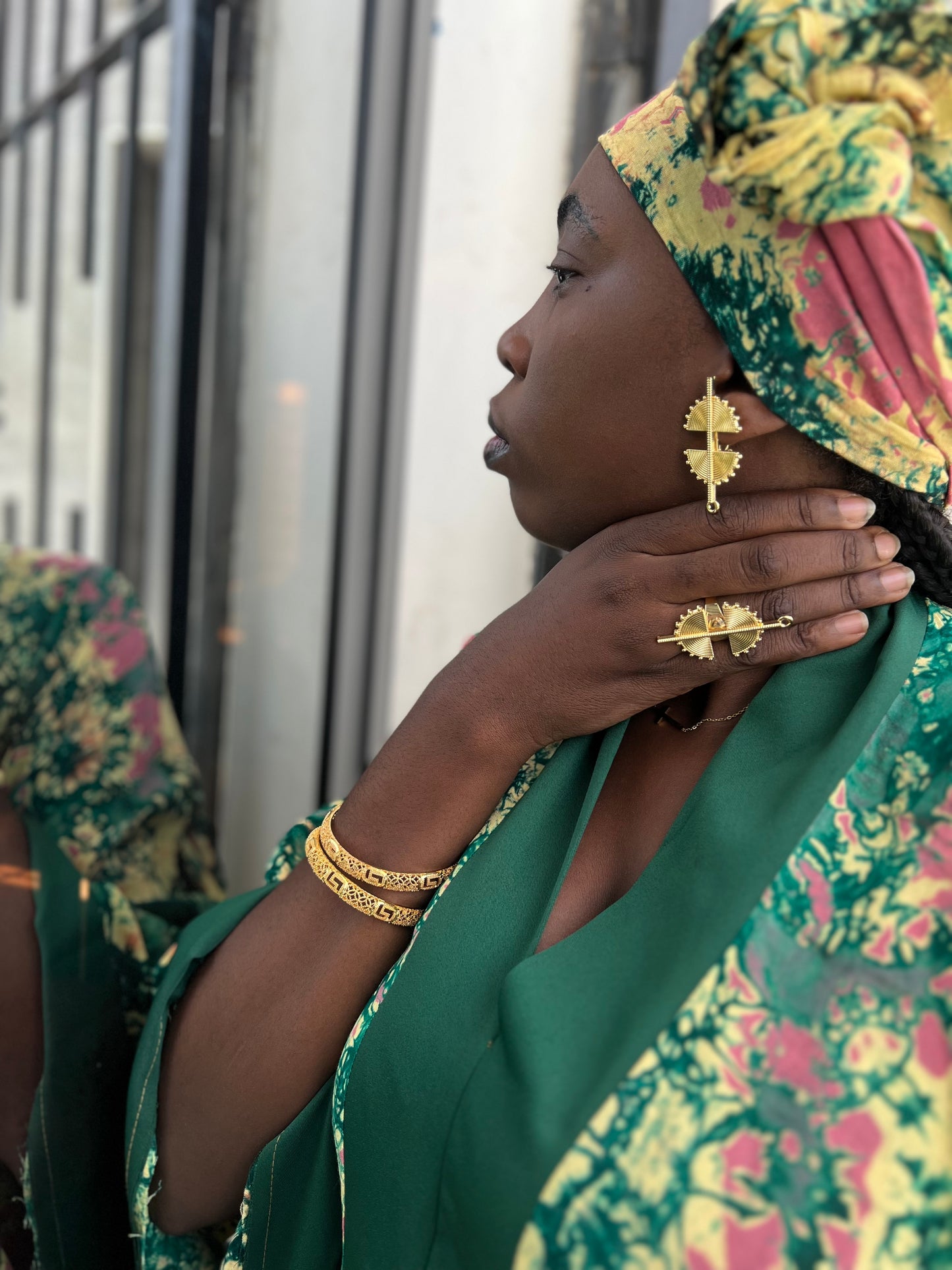 Ensemble de bijoux africains boucles d'oreilles et bague numéro 5