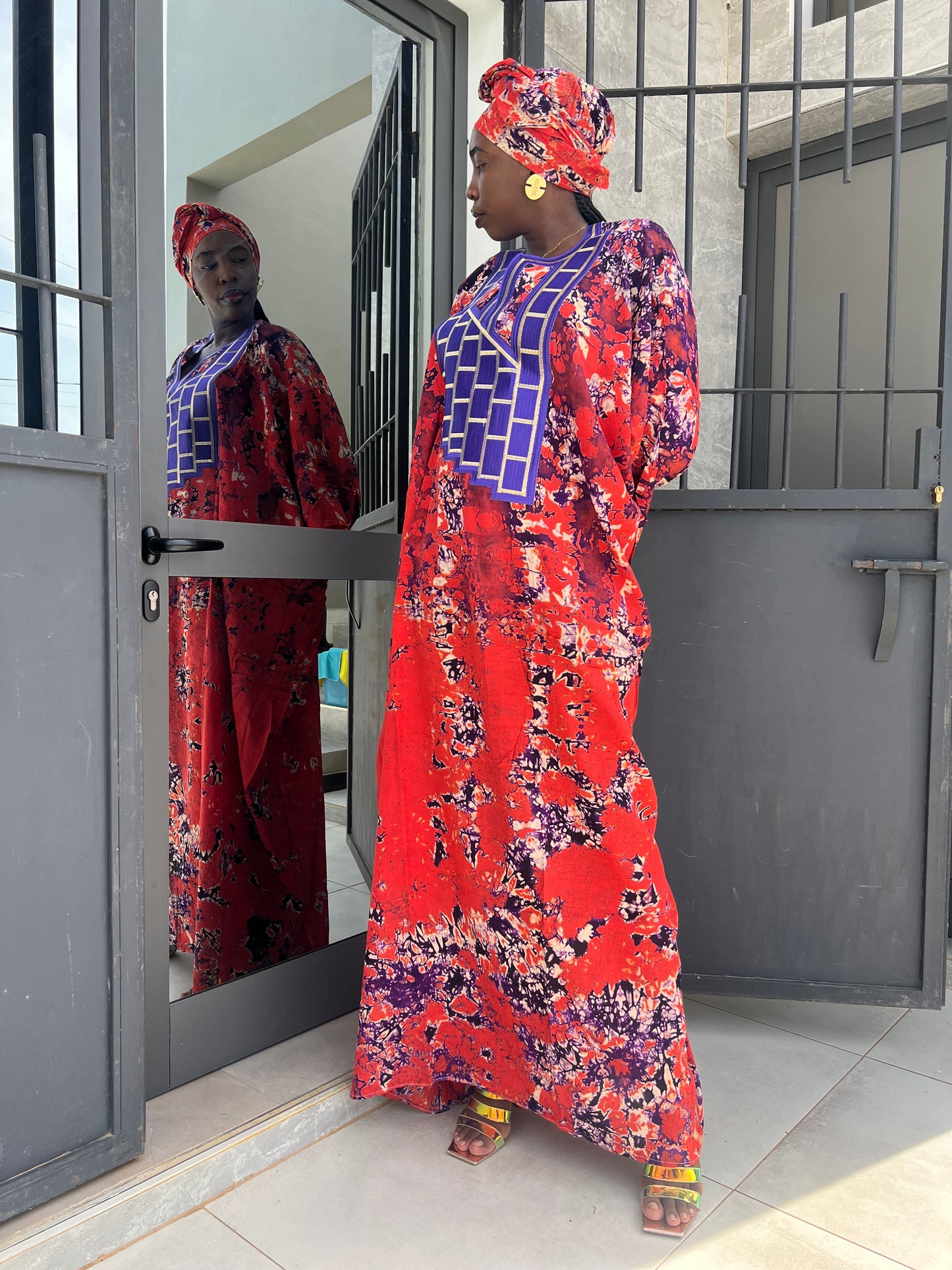 Costume traditionnel africain, boubou jaune / marron