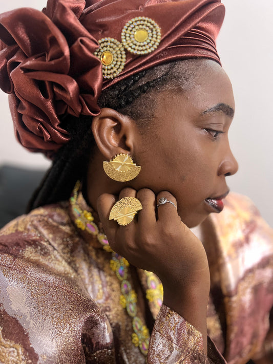 Chapeau traditionnel africain marron