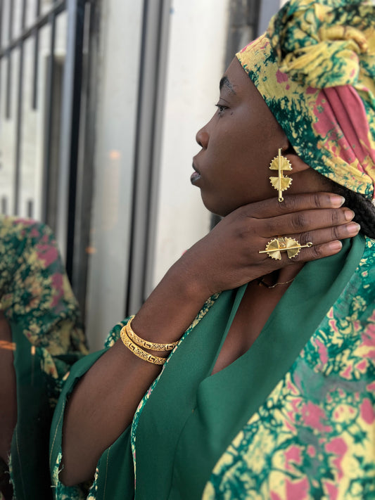 Ensemble de bijoux africains boucles d'oreilles et bague numéro 5