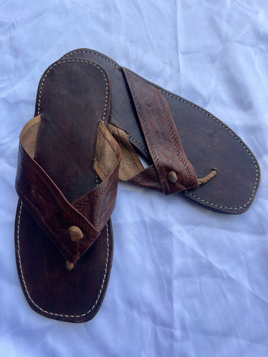 Chaussure homme sandale africaine en cuir taille 43